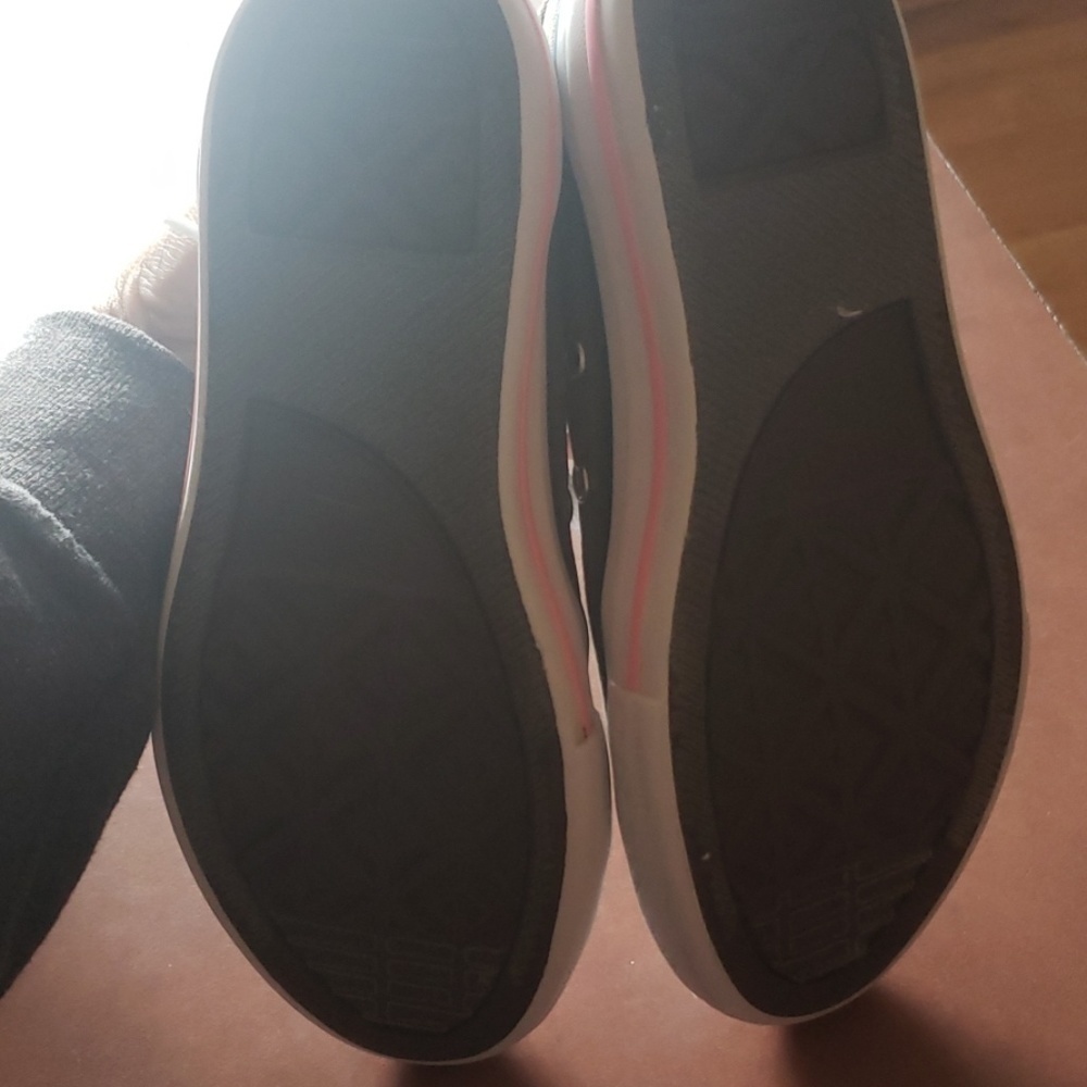 Converse - Picture 4 of 7